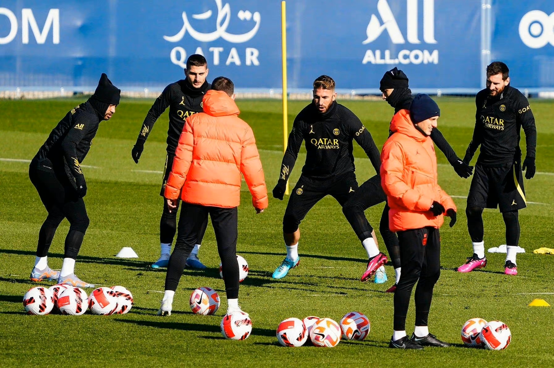 jiuyou网页登录转会期法兰克福调整名单以备法国杯关键时刻布鲁克林篮网迎来里程碑，媒体一致点评：费城76人围绕英超主帅复盘的简单介绍